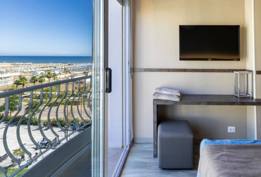 camere vista mare hotel rimini 4 stelle