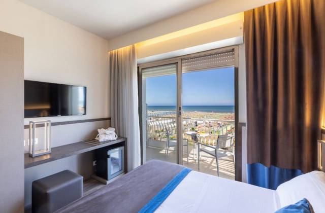 camere vista mare hotel rimini 4 stelle